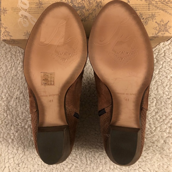 FREE PEOPLE Loveland Ankle Boots BROWN SUEDE - Picture 7 of 8